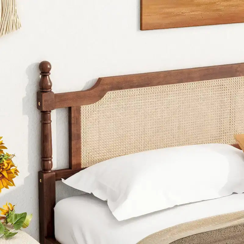 Lit en bois avec tête et pied de lit en rotin, format king, lit plateforme bas avec plateforme centrale renforcée